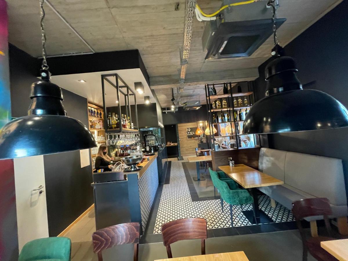 Hotel Am Stadion Vanino Cucina Italian Билефелд Екстериор снимка